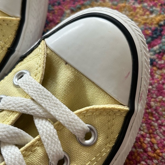 Converse | Unisex Light Yellow Low-Top Lace Up Classic All Star Sneakers, M5 W8 - Picture 9 of 16